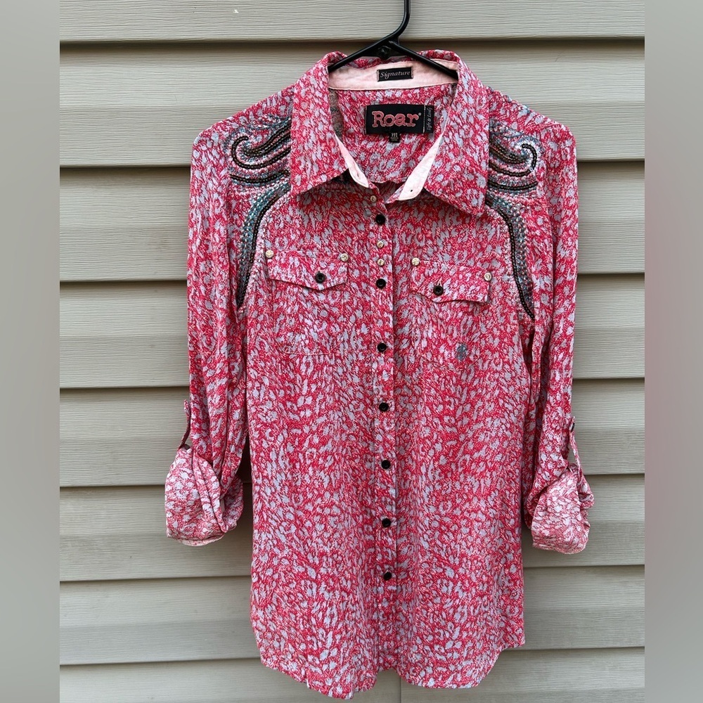 Roar size M red beaded embellished Embroidered Button Down Shirt Rodeo W…
